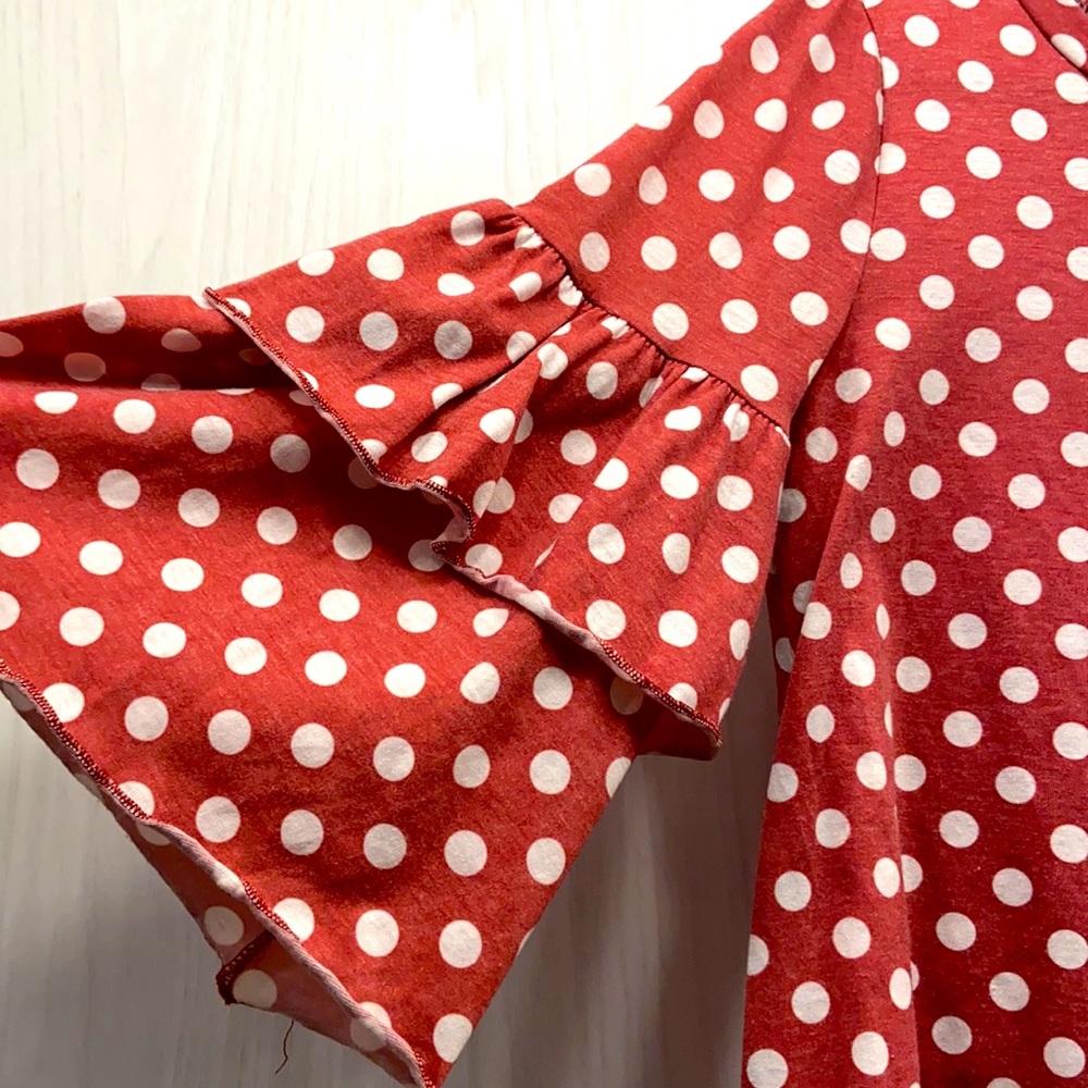 Promesa Ruffle Sleeve Top - Picture 3 of 3